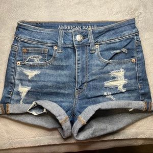 American Eagle - High Rise Short Super Stretch Denim Shorts (SIZE 2)